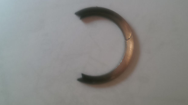 The broken spacer ring - the cause of the damage
